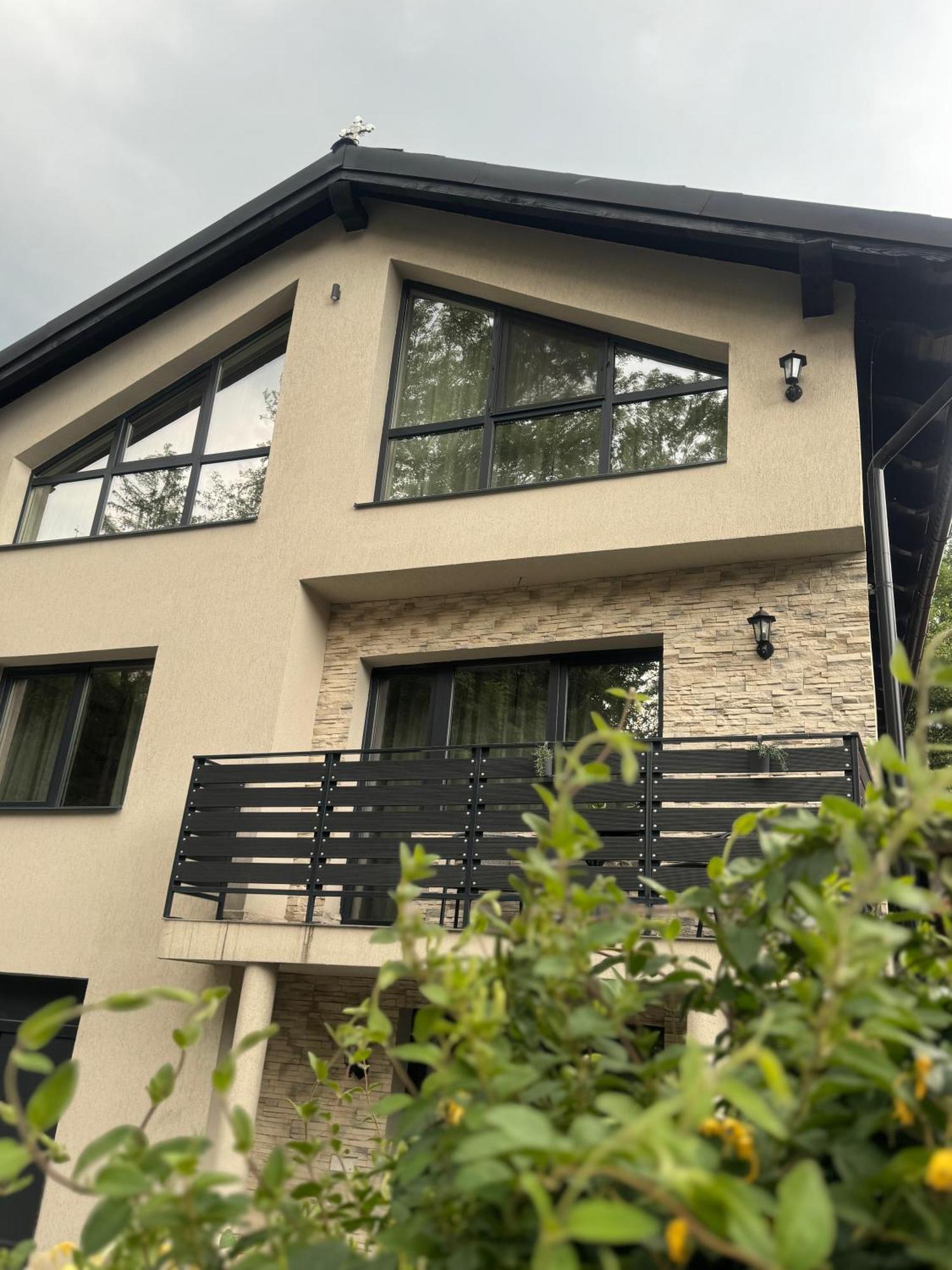 Queen'S Heart Guesthouse Bran  Exterior photo